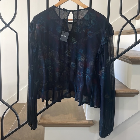 NWT Joes Long Sleeve Flowy Ruffle Blouse - Picture 2 of 5